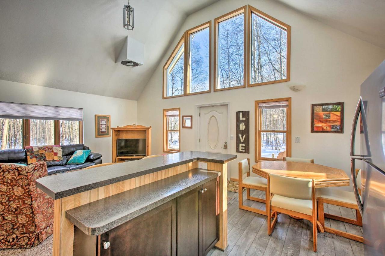 Lakes Of The North Home On Snowmobile And Atv Trail! Mancelona Luaran gambar